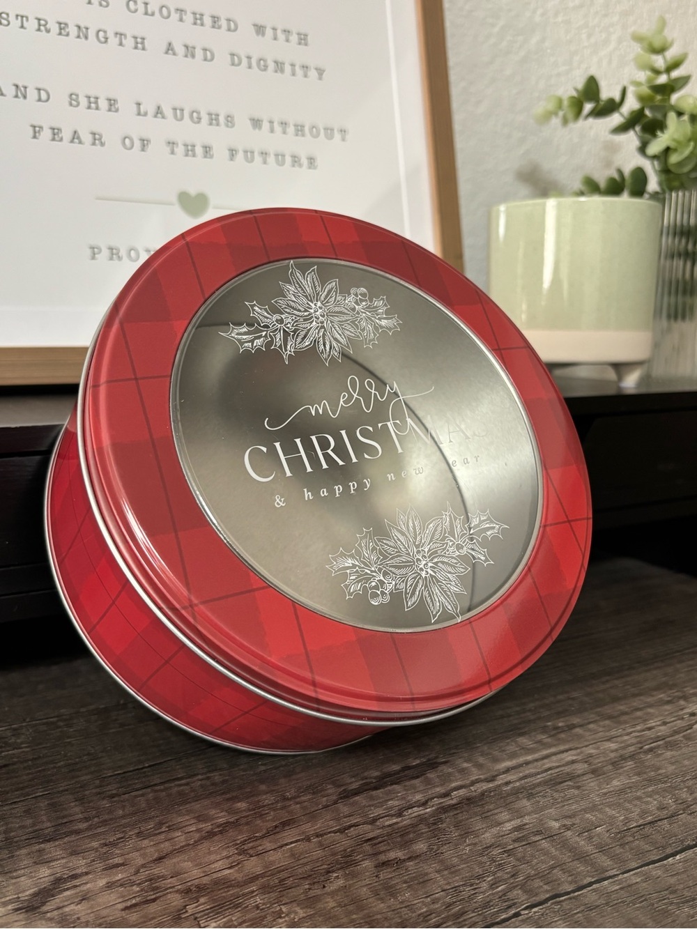 Red Merry Christmas & Happy New Year Tin - Set of 2